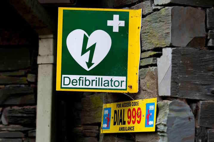 A study has found that defibrillators are used in just 10% of out-of-hospital cardiac arrests